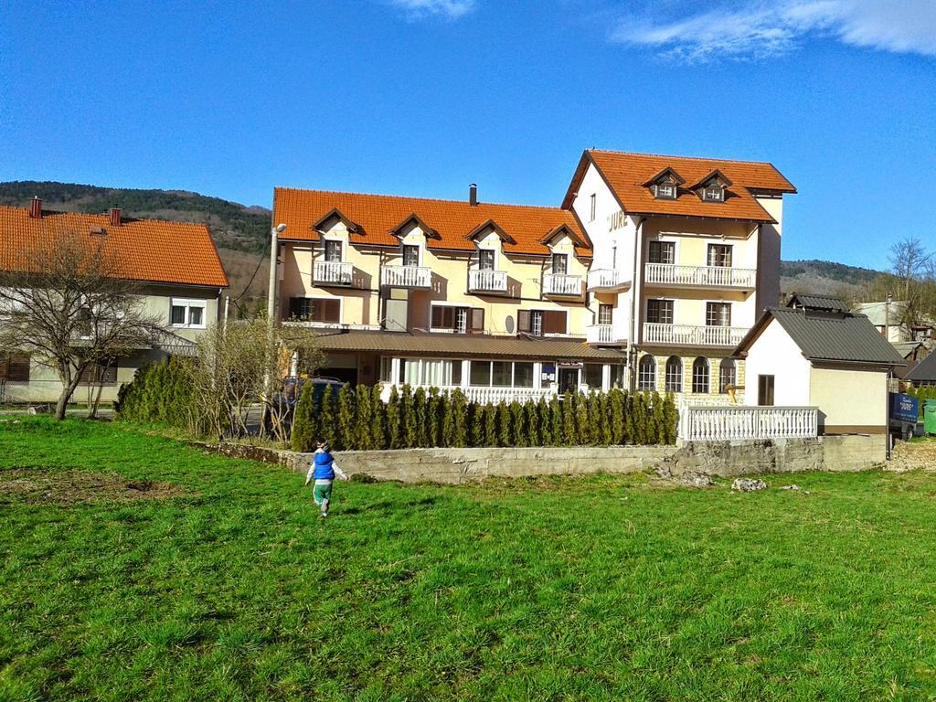 Bed And Breakfast Konoba Jure Krasno Polje Esterno foto