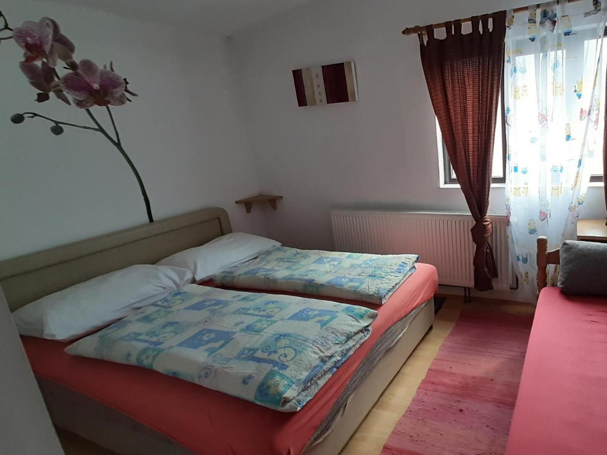 Bed And Breakfast Konoba Jure Krasno Polje Esterno foto