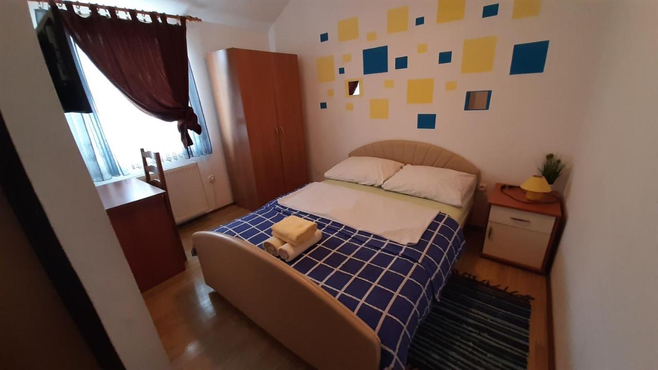 Bed And Breakfast Konoba Jure Krasno Polje Esterno foto