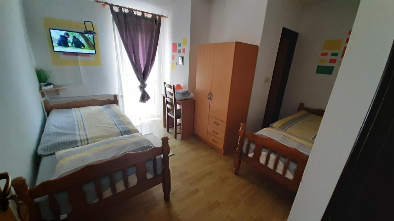 Bed And Breakfast Konoba Jure Krasno Polje Esterno foto