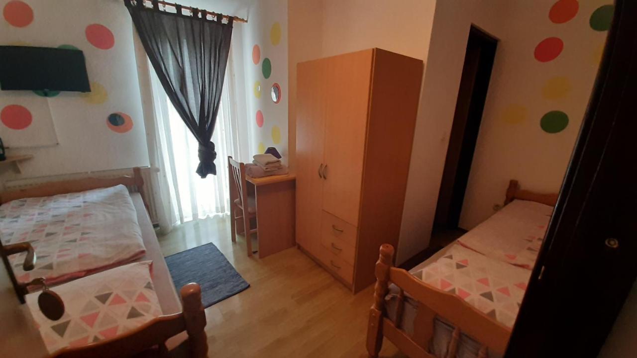 Bed And Breakfast Konoba Jure Krasno Polje Esterno foto